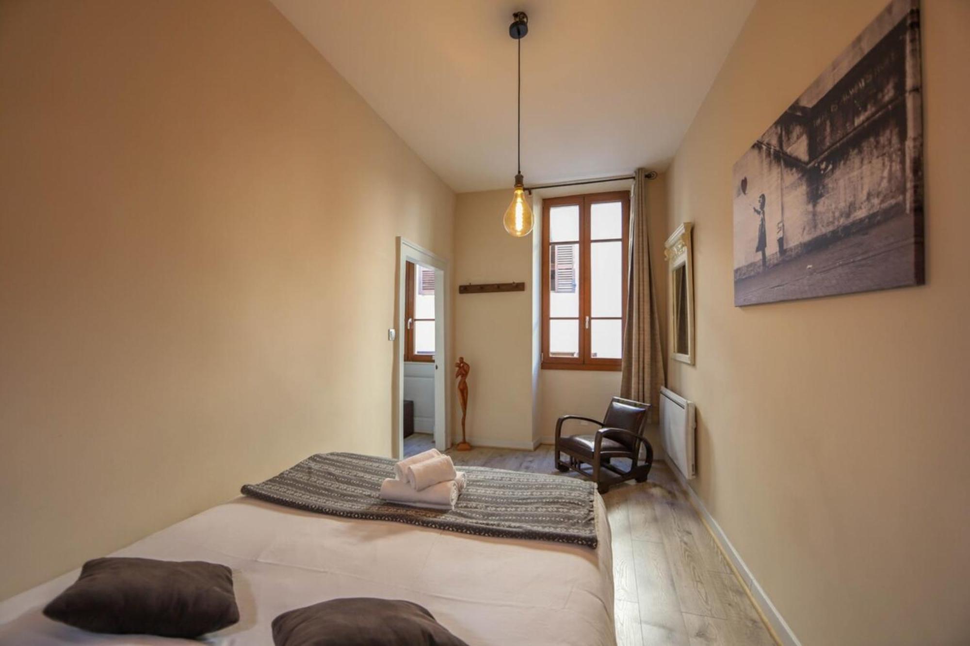 La Bulle Sereine - T2 Atypique En Centre Pieton Apartment Анси Екстериор снимка